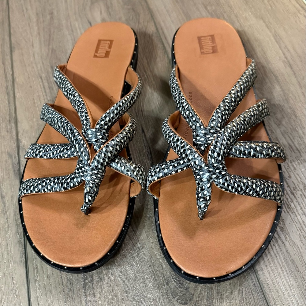 FitFlop Barely Dotted-Snake Sandals. NWOT - Picture 3 of 8